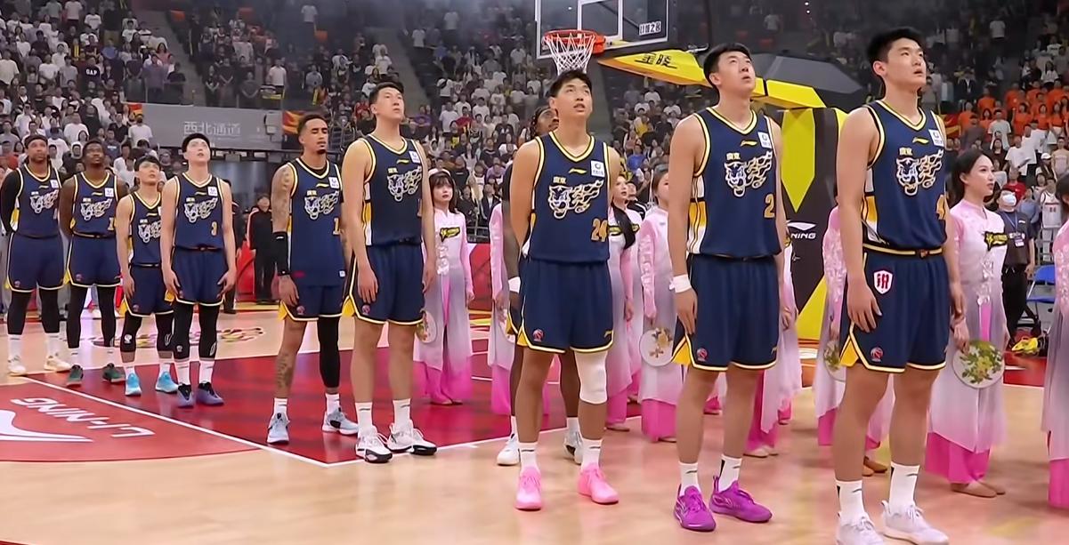 华体会体育官方网站-杜锋终于不作妖！9人轮换用对徐杰胡队，广东复仇江苏还有1大惊喜